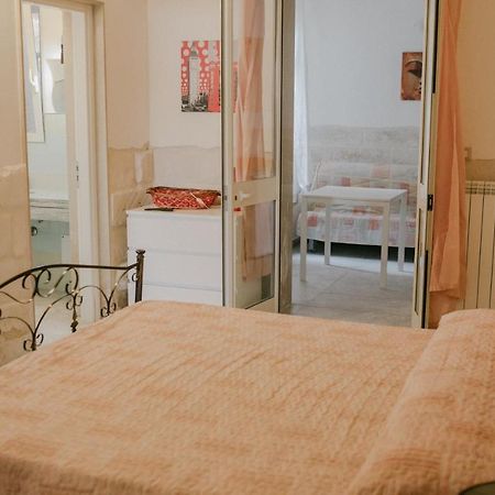 Le Camporelle In Citta Bed and Breakfast Λέτσε Εξωτερικό φωτογραφία