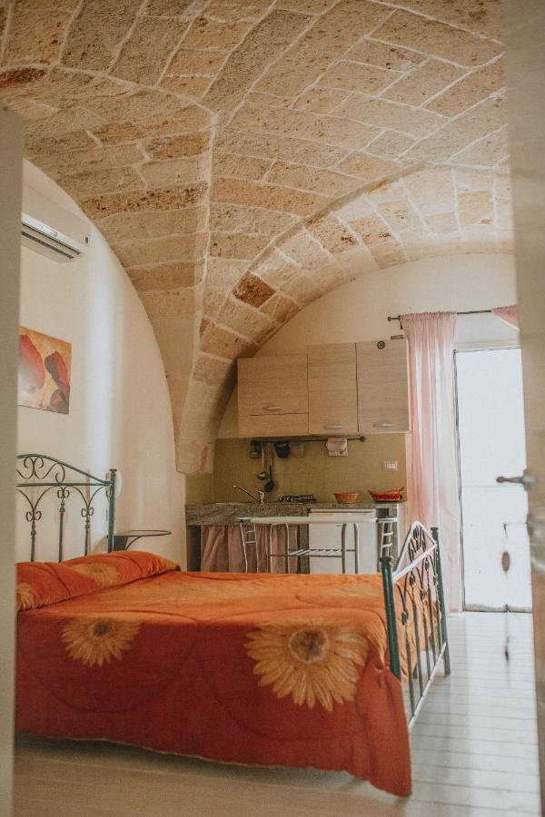 Le Camporelle In Citta Bed and Breakfast Λέτσε Εξωτερικό φωτογραφία