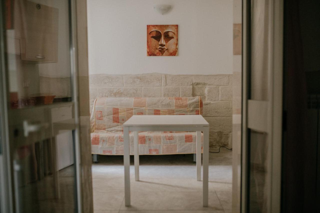 Le Camporelle In Citta Bed and Breakfast Λέτσε Εξωτερικό φωτογραφία